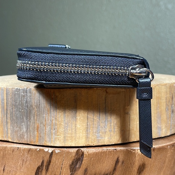 NWT COACH DARCY BOW ACCORDION ZIP WALLET - Picture 6 of 16